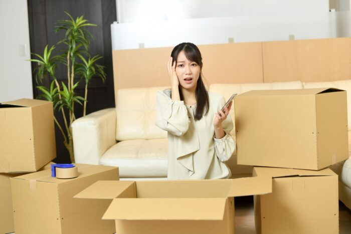 困っている女性